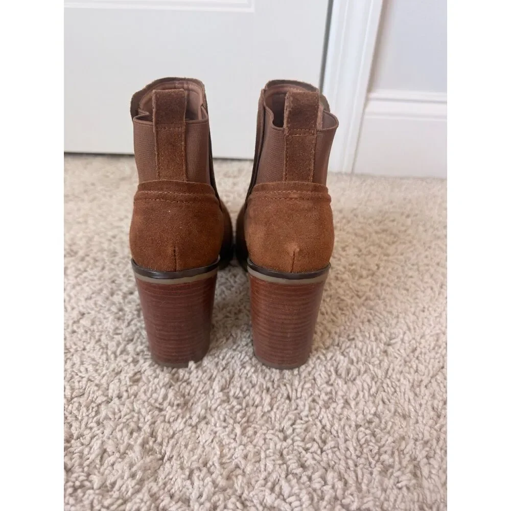 Women's Chunky Booty - size 7